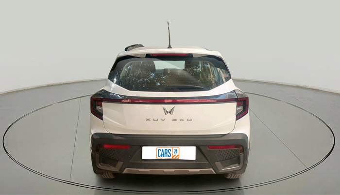 2024 Mahindra XUV 3XO AX5L 1.2 TGDi AT, Petrol, Automatic, 4,101 km, exterior