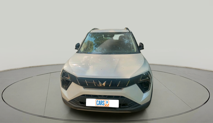 2024 Mahindra XUV 3XO AX5L 1.2 TGDi AT, Petrol, Automatic, 4,101 km, exterior