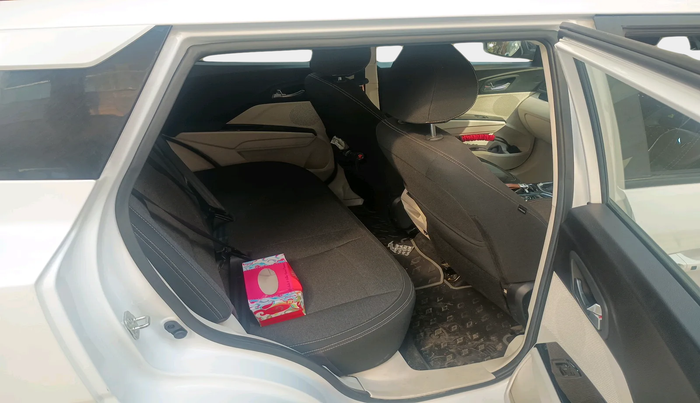 2024 Mahindra XUV 3XO AX5L 1.2 TGDi AT, Petrol, Automatic, 4,101 km, interior