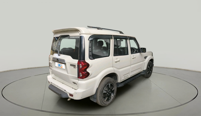 2018 Mahindra Scorpio S7, Diesel, Manual, 55,620 km, exterior