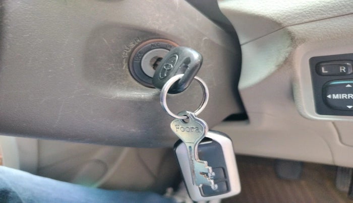 2011 Toyota Corolla Altis GL PETROL, Petrol, Manual, 63,077 km, interior