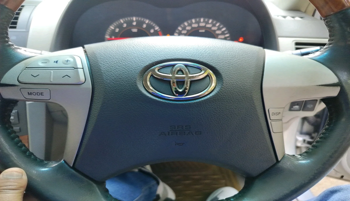 2011 Toyota Corolla Altis GL PETROL, Petrol, Manual, 63,077 km, interior