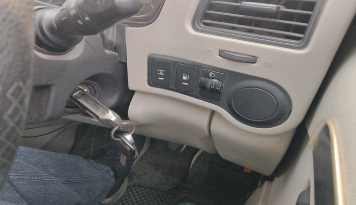 2017 Mahindra Scorpio S4 PLUS 1.99 INTELLI-HYBRID, Diesel, Manual, 1,45,958 km, interior