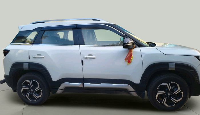 2024 Maruti BREZZA ZXI + SMART HYBRID, Petrol, Manual, 40,772 km, exterior
