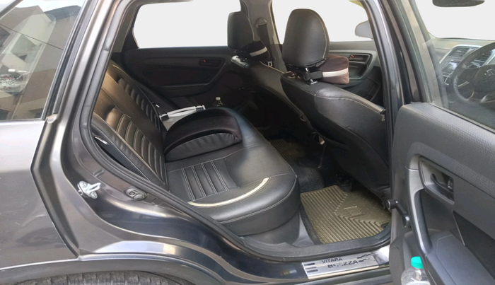 2016 Maruti Vitara Brezza LDI, Diesel, Manual, 1,06,113 km, interior