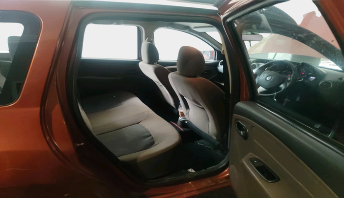 2016 Renault Duster 110 PS RXL 4X2 MT, Diesel, Manual, 95,438 km, interior