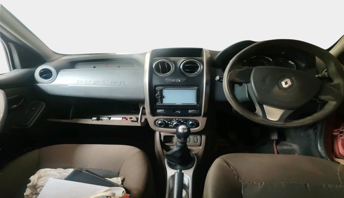 2016 Renault Duster 110 PS RXL 4X2 MT, Diesel, Manual, 95,438 km, interior