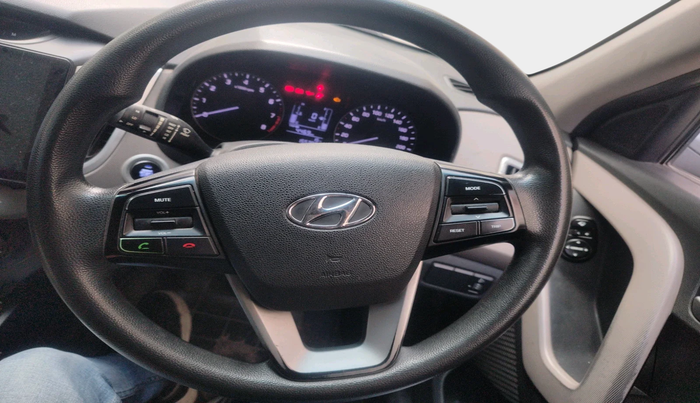 2017 Hyundai Creta SX PLUS 1.6 PETROL, Petrol, Manual, 1,55,387 km, interior