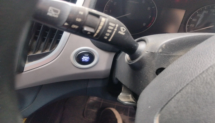 2017 Hyundai Creta SX PLUS 1.6 PETROL, Petrol, Manual, 1,55,387 km, interior