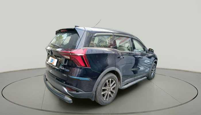 2021 Mahindra XUV700 AX 7 LUXURY P AT 7 STR, Petrol, Automatic, 28,469 km, exterior