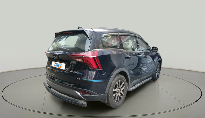 2021 Mahindra XUV700 AX 7 LUXURY P AT 7 STR, Petrol, Automatic, 28,469 km, exterior