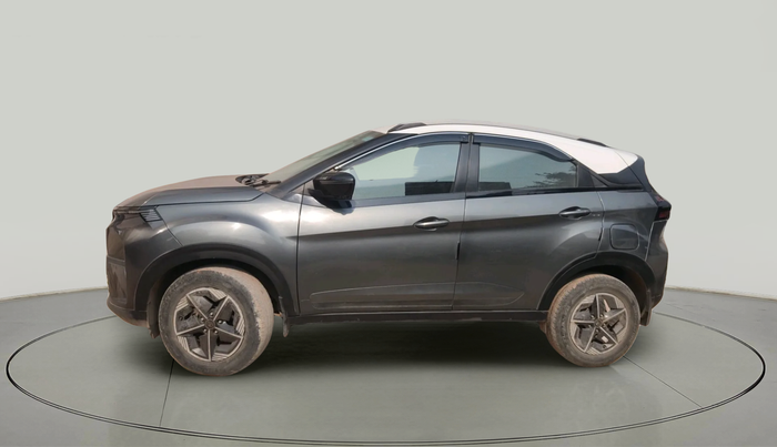 2023 Tata NEXON CREATIVE + AMT DUAL TONE1.5 DIESEL, Diesel, Automatic, 63,657 km, exterior