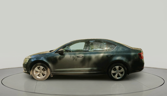 2019 Skoda Octavia STYLE 1.8 TSI AT, Petrol, Automatic, 1,39,851 km, exterior