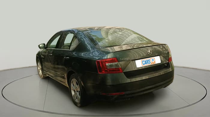 2019 Skoda Octavia STYLE 1.8 TSI AT, Petrol, Automatic, 1,39,851 km, exterior