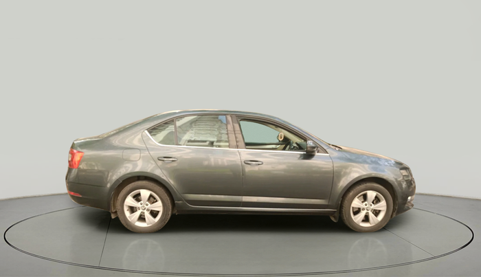 2019 Skoda Octavia STYLE 1.8 TSI AT, Petrol, Automatic, 1,39,851 km, exterior