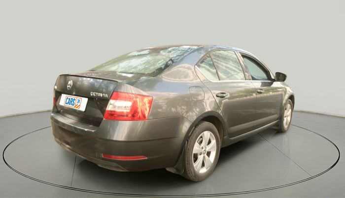 2019 Skoda Octavia STYLE 1.8 TSI AT, Petrol, Automatic, 1,39,851 km, exterior