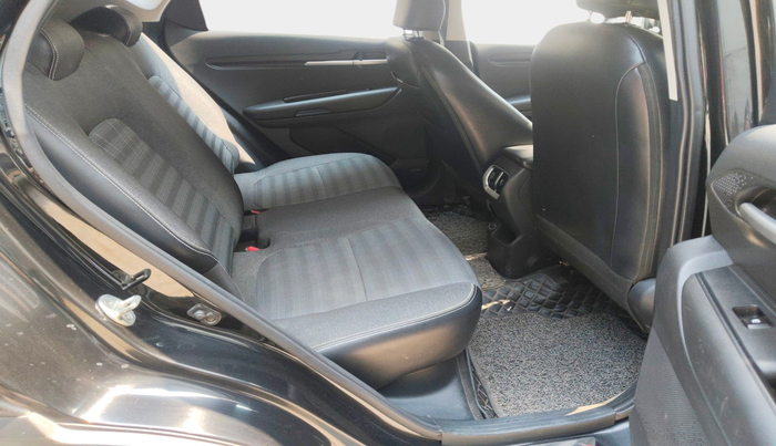 2022 KIA SONET HTK PLUS 1.5, Diesel, Manual, 37,732 km, interior