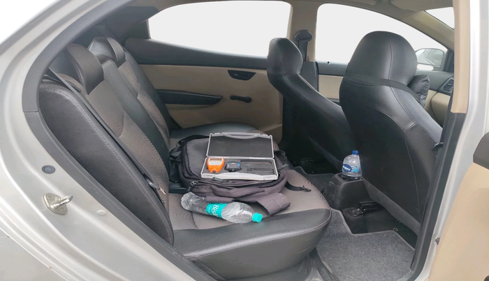 2014 Hyundai Eon MAGNA +, Petrol, Manual, 25,673 km, interior