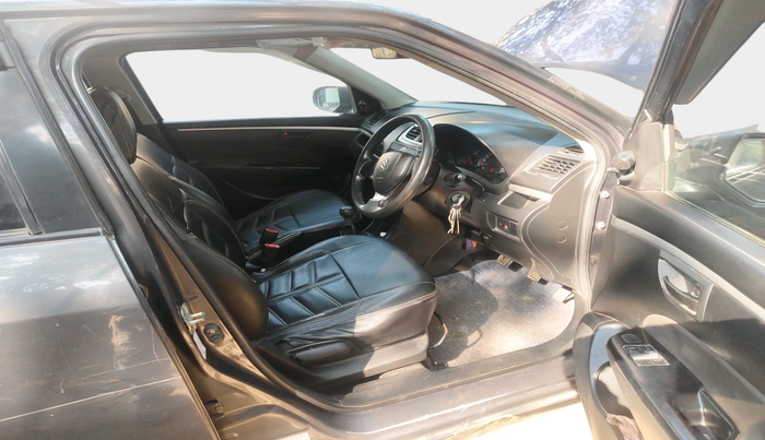 2017 Maruti Swift LXI (O), Petrol, Manual, 37,860 km, interior