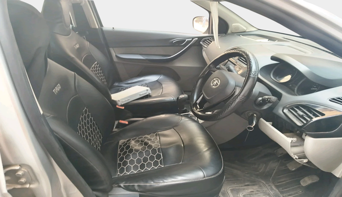 2018 Tata Tiago XT DIESEL, Diesel, Manual, 1,13,167 km, interior