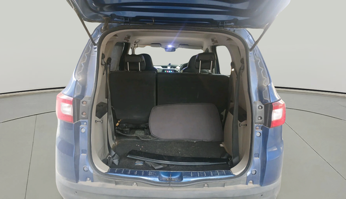 2022 Renault TRIBER RXZ, Petrol, Manual, 56,472 km, exterior