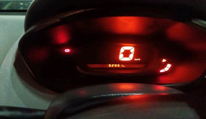 2017 Renault Kwid RXT 1.0, Petrol, Manual, 52,951 km, interior