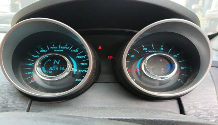 2019 Mahindra XUV500 W7, Diesel, Manual, 80,419 km, interior