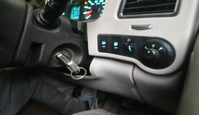 2019 Mahindra Scorpio S9, Diesel, Manual, 1,03,982 km, interior