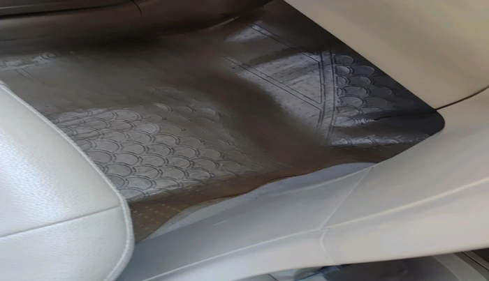 2014 Maruti Swift Dzire VXI, Petrol, Manual, 74,318 km, interior