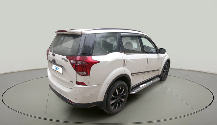 2018 Mahindra XUV500 W11, Diesel, Manual, 72,401 km, exterior