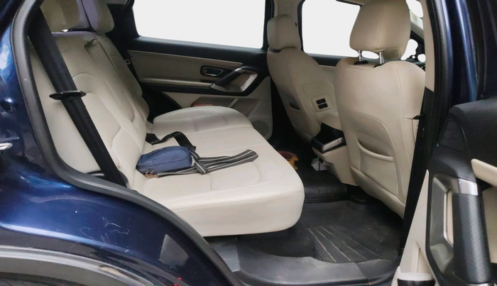 2023 Tata Safari XZA PLUS O 7STR, Diesel, Automatic, 39,470 km, interior