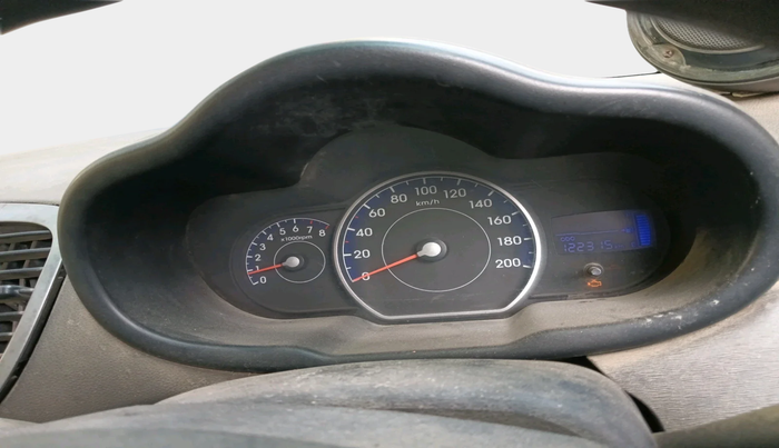 2011 Hyundai i10 MAGNA 1.2, Petrol, Manual, 1,22,315 km, interior