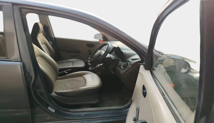 2013 Hyundai i10 ERA 1.1, Petrol, Manual, 79,695 km, interior