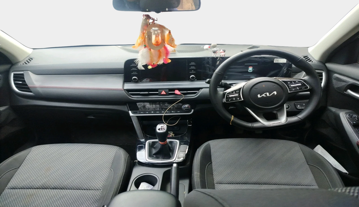 2024 KIA SELTOS  HTK PLUS 1.5 PETROL MT, Petrol, Manual, 15,404 km, interior