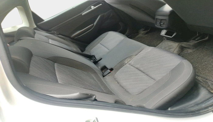 2024 KIA SELTOS  HTK PLUS 1.5 PETROL MT, Petrol, Manual, 15,404 km, interior