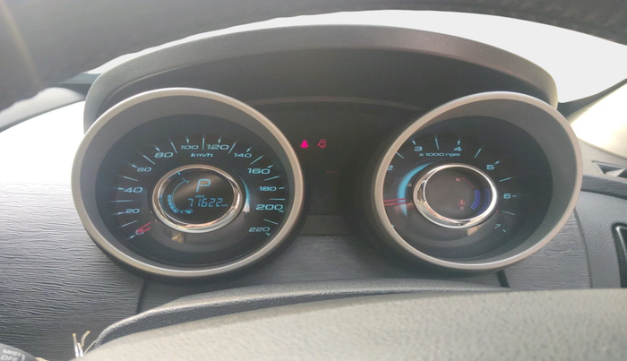 2017 Mahindra XUV500 W10 AT, Diesel, Automatic, 71,622 km, interior