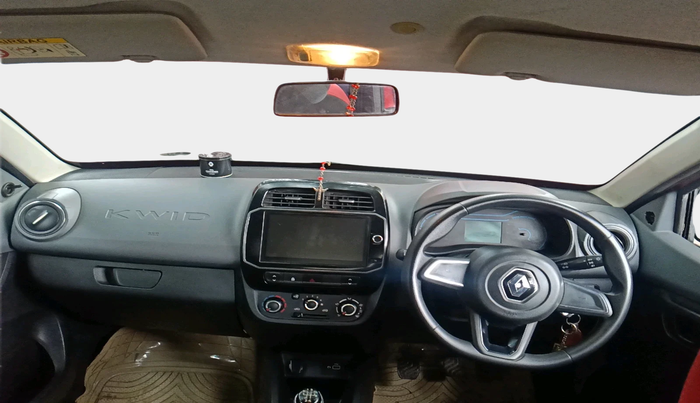 2020 Renault Kwid RXT 1.0 (O), Petrol, Manual, 26,343 km, interior