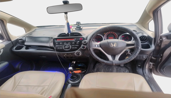 2012 Honda Jazz 1.2 L I-VTEC SELECT, Petrol, Manual, 1,00,998 km, interior