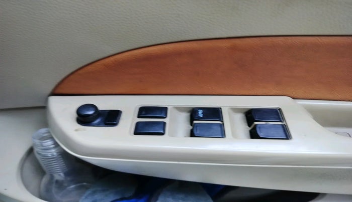 2016 Maruti Swift Dzire VXI, Petrol, Manual, 95,263 km, interior