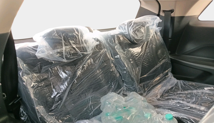 2025 Mahindra XUV700 MX Petrol MT 7 STR, Petrol, Manual, 506 km, interior