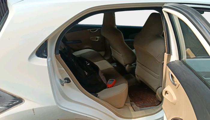 2011 Honda Brio V MT, Petrol, Manual, 47,875 km, interior