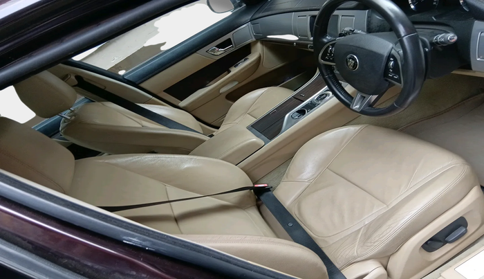 2014 Jaguar XF 2.2 DIESEL LUXURY, Diesel, Automatic, 25,400 km, interior
