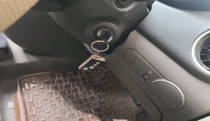 2011 Hyundai i10 ERA 1.1, Petrol, Manual, 70,056 km, interior