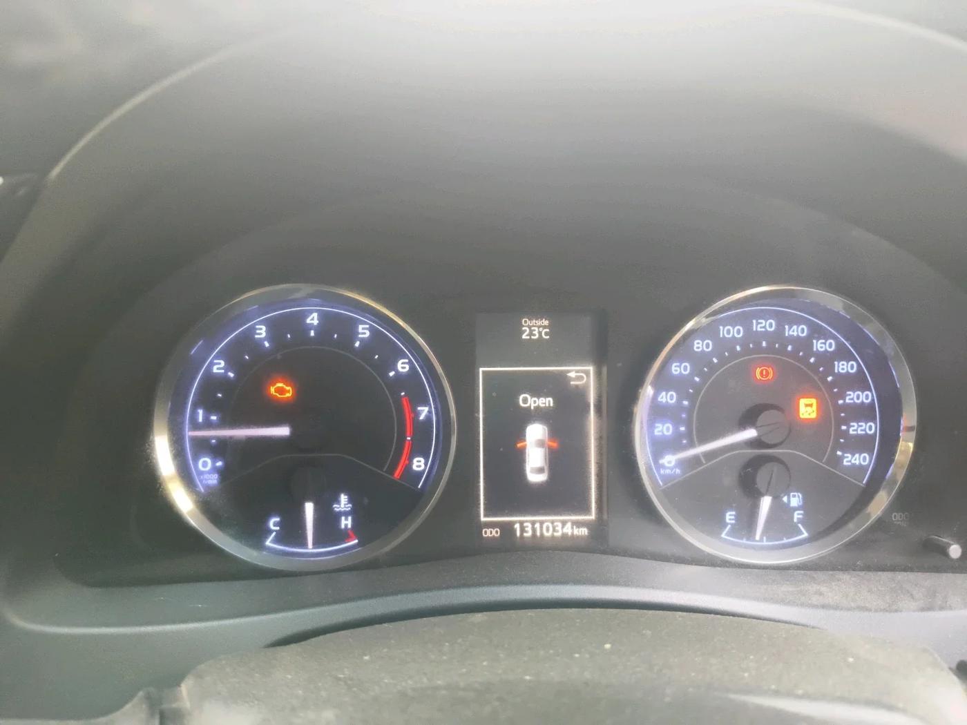 2017 Toyota Corolla Altis GL PETROL, CNG, Manual, 1,31,034 km, interior
