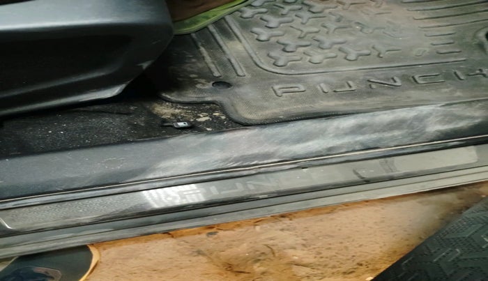 2022 Tata PUNCH ACCOMPLISHED MT, Petrol, Manual, 9,655 km, interior