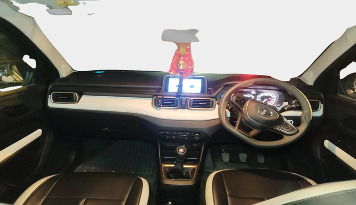 2022 Tata PUNCH ACCOMPLISHED MT, Petrol, Manual, 9,655 km, interior