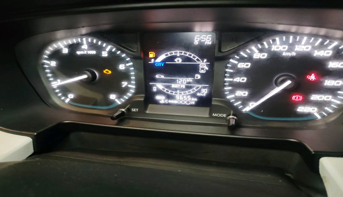 2022 Tata PUNCH ACCOMPLISHED MT, Petrol, Manual, 9,655 km, interior