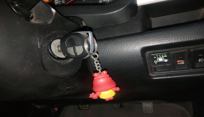 2015 Maruti Swift VXI, Petrol, Manual, 65,380 km, interior