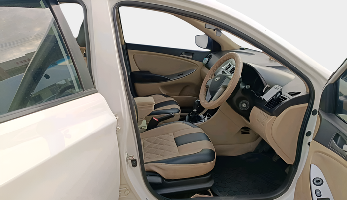 2016 Hyundai Verna 1.4 VTVT, Petrol, Manual, 86,006 km, interior