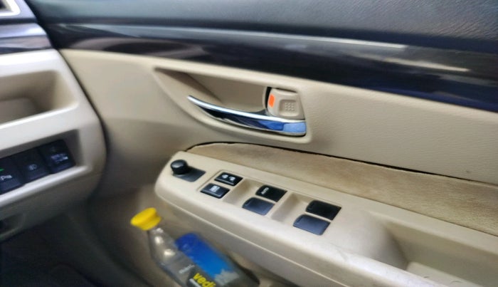 2014 Maruti Ciaz VXI+, Petrol, Manual, 1,34,832 km, interior